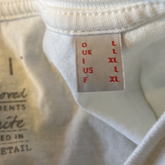 Esprit T-shirt - Picture 3 of 3